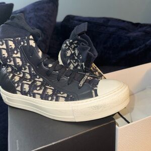 Dior Women's High-Top Sneakers - Navy and White